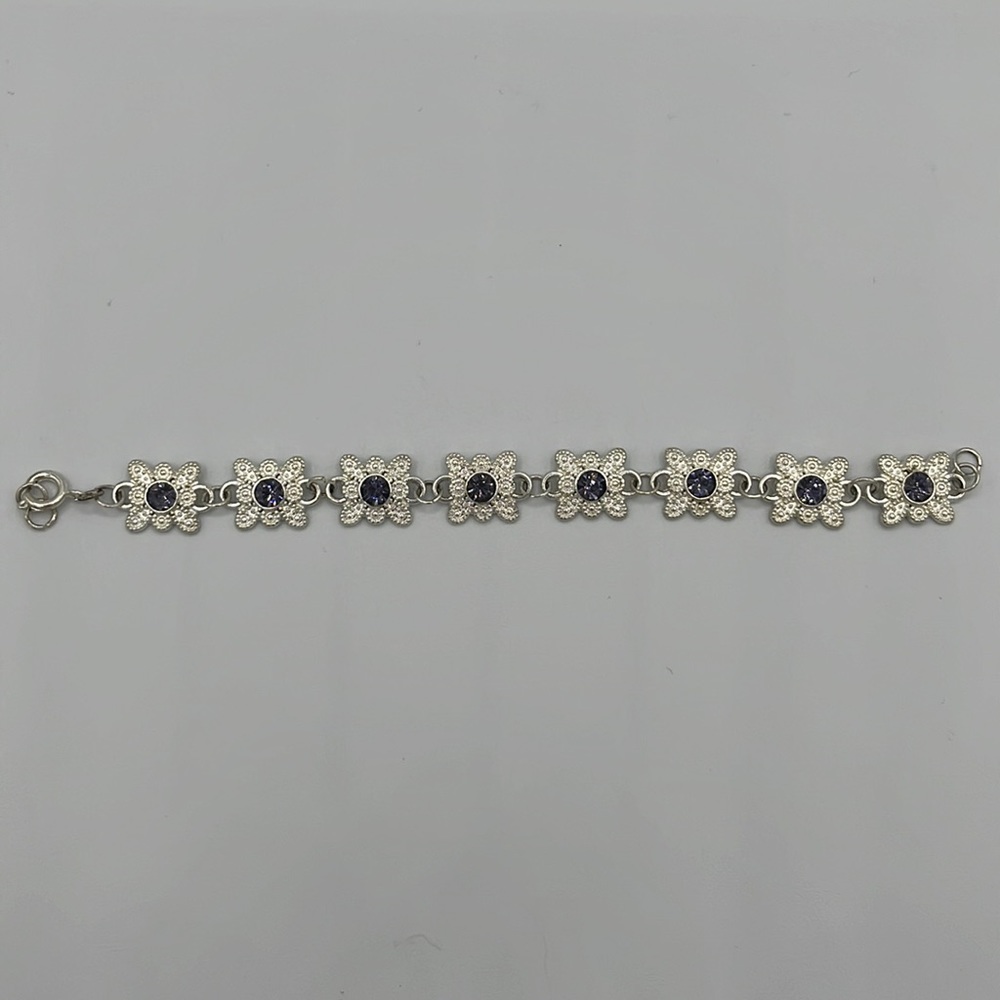 Bracelet with flower charms